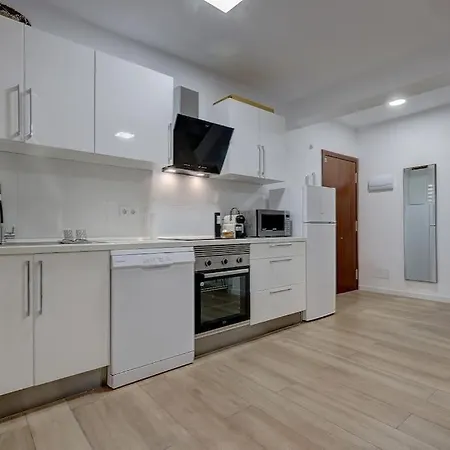 Modern & Vibrant, Urban Flat * Fuengirola