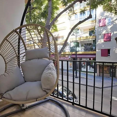 Modern & Vibrant, Urban Flat Apartment Fuengirola