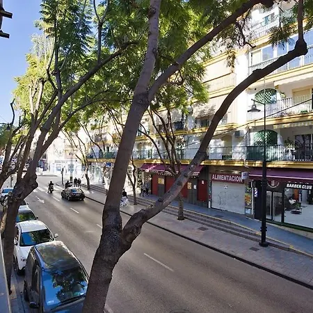 Modern & Vibrant, Urban Flat Fuengirola